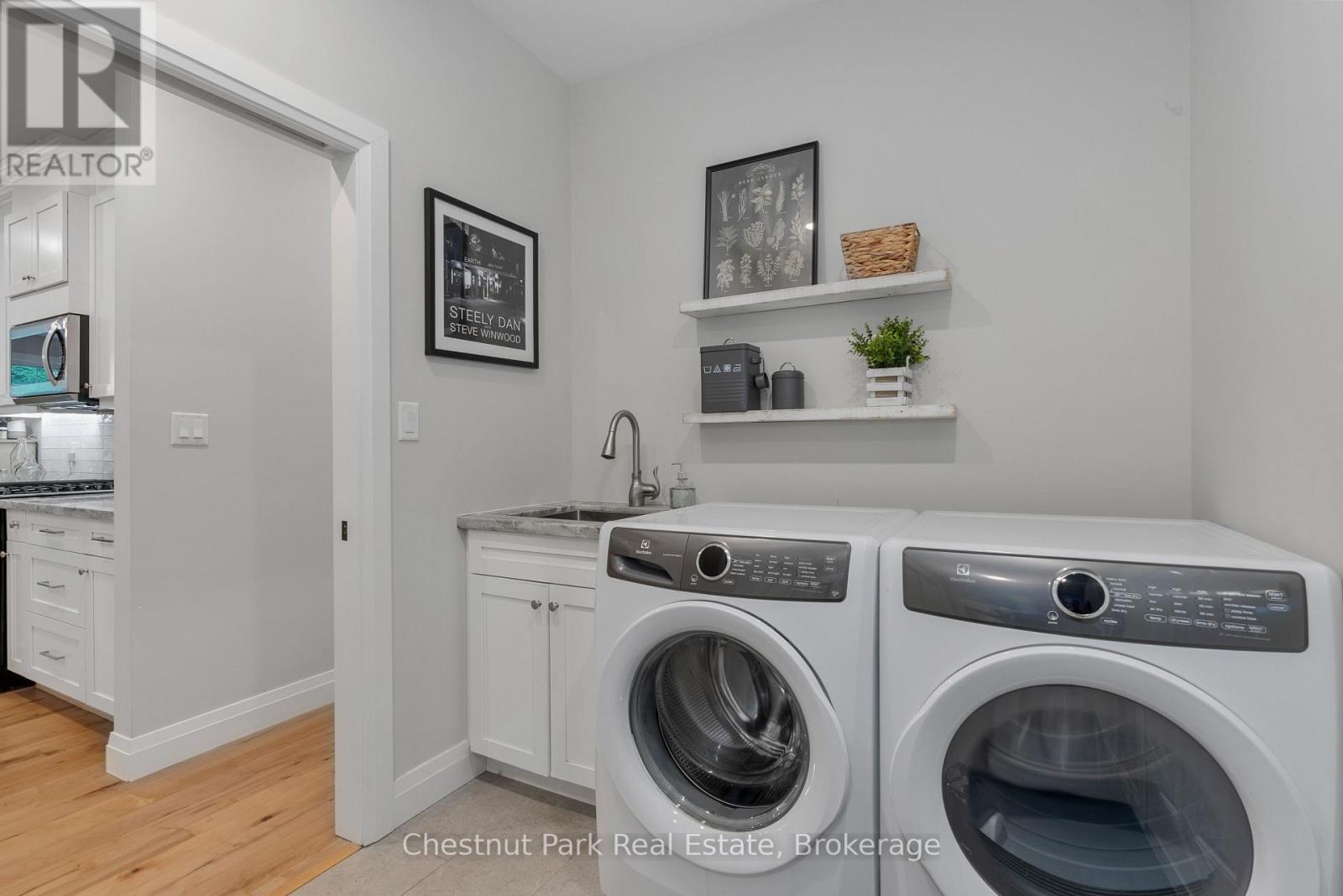 170 Springfield Road, Huntsville, Ontario P1H 0H8 - Photo 34 - X12133032