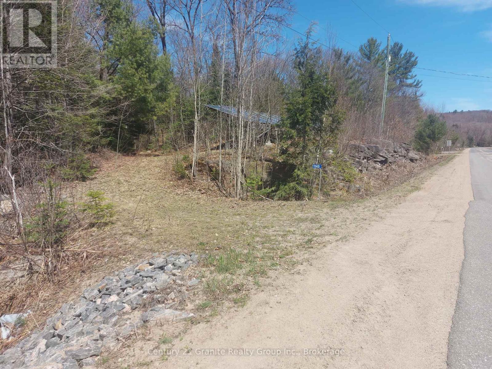 1145 Little Hawk Lake Road, Algonquin Highlands, Ontario  K0M 1S0 - Photo 22 - X12133050