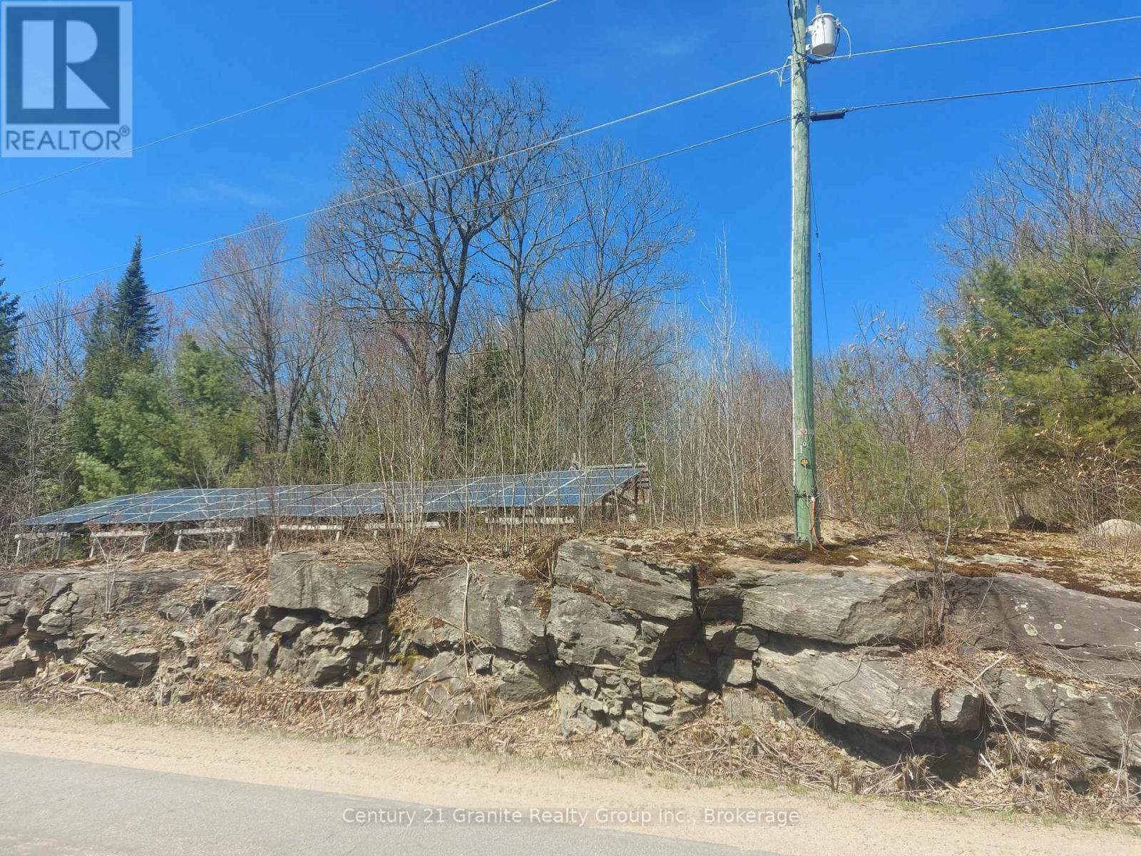 1145 Little Hawk Lake Road, Algonquin Highlands, Ontario  K0M 1S0 - Photo 3 - X12133050