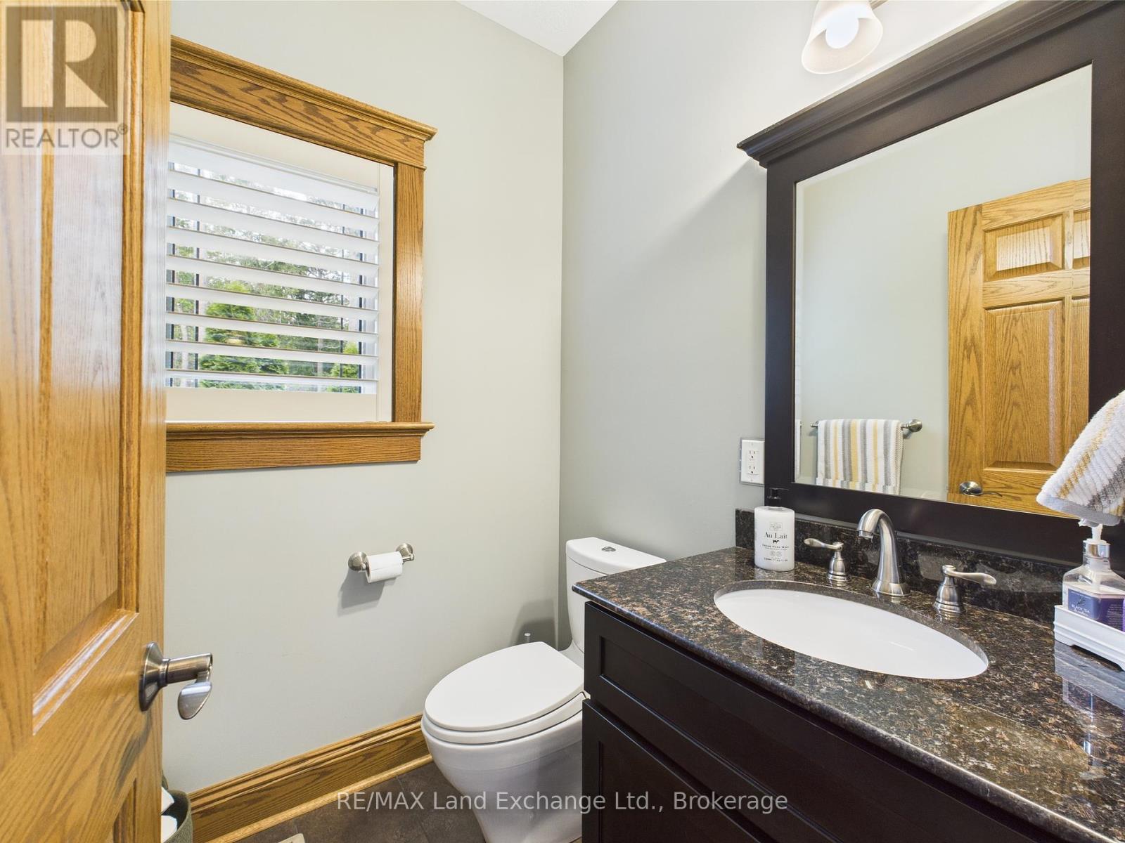 195 Birchwood Avenue, Kincardine, Ontario  N0G 2T0 - Photo 28 - X12133249