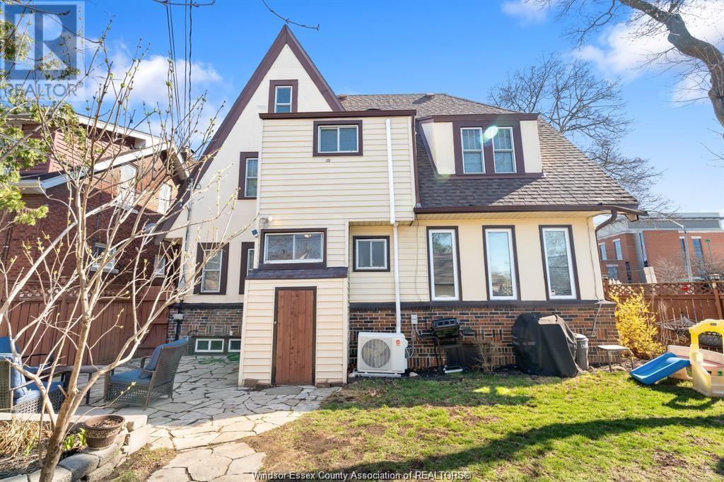 2195 Kildare, Windsor, Ontario  N8W 2W9 - Photo 42 - 25011542