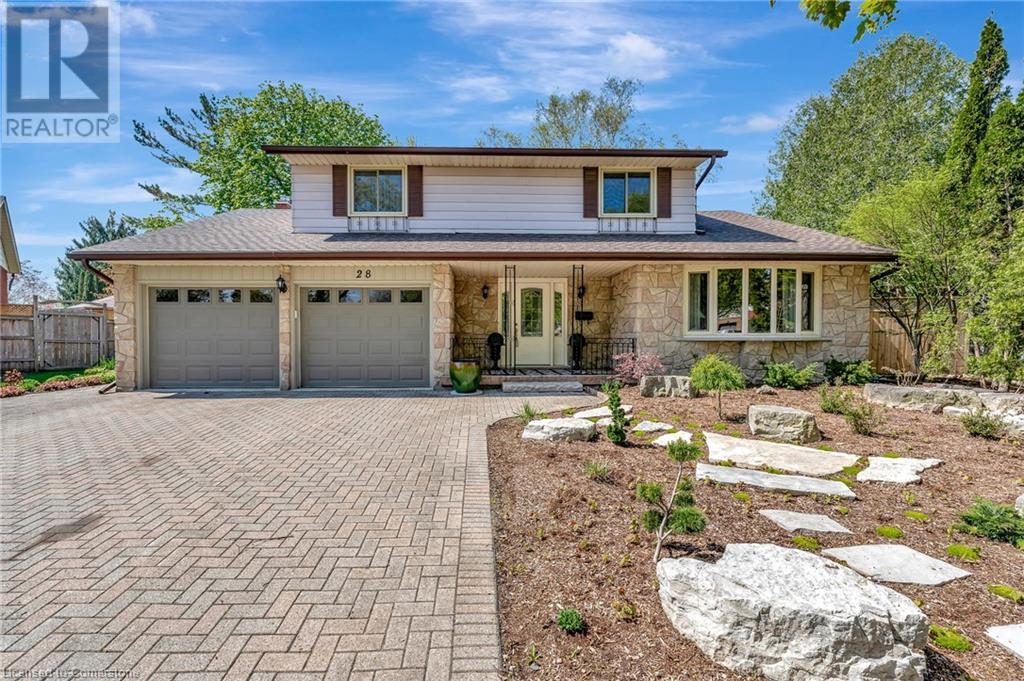 Property at 28 UPPER CANADA Place image 1