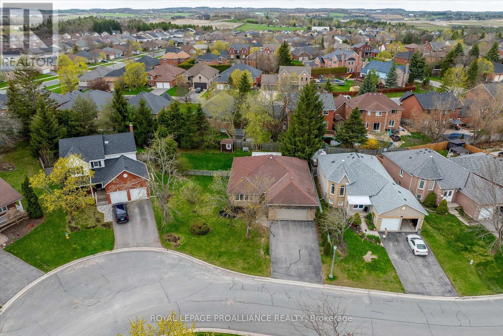 1512 Glenforest Crescent, Peterborough West, Ontario  K9K 2J2 - Photo 39 - X12133192