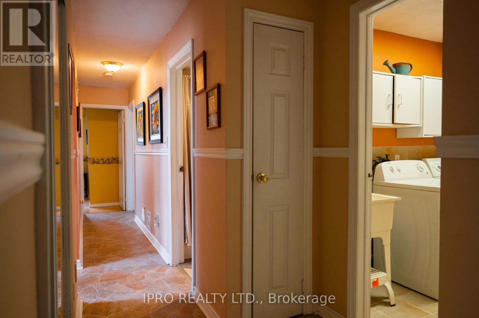 15 Andrew Street, Orangeville, Ontario  L9W 4E5 - Photo 10 - W12132945