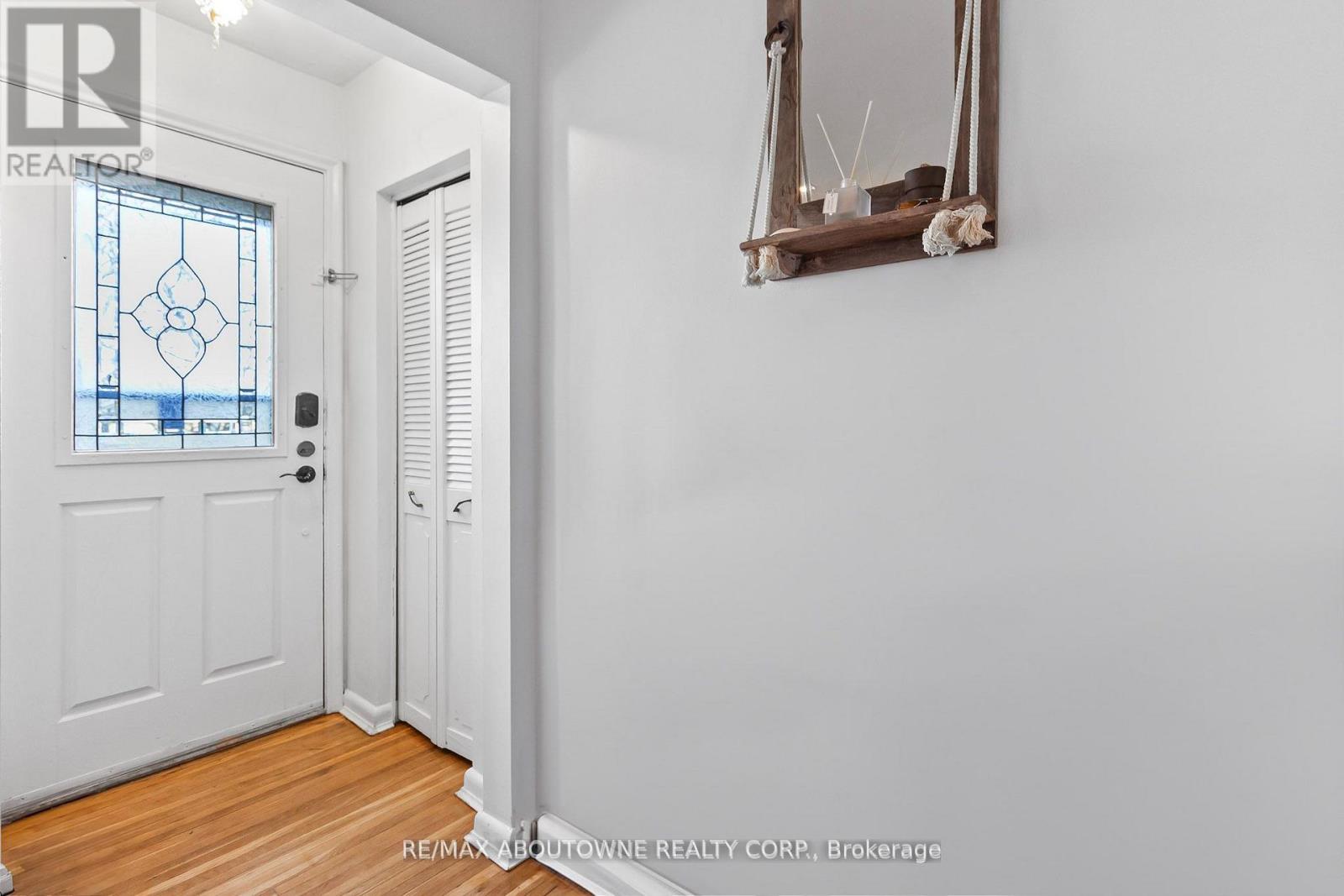 Property at 550 FOURTH LINE image 3