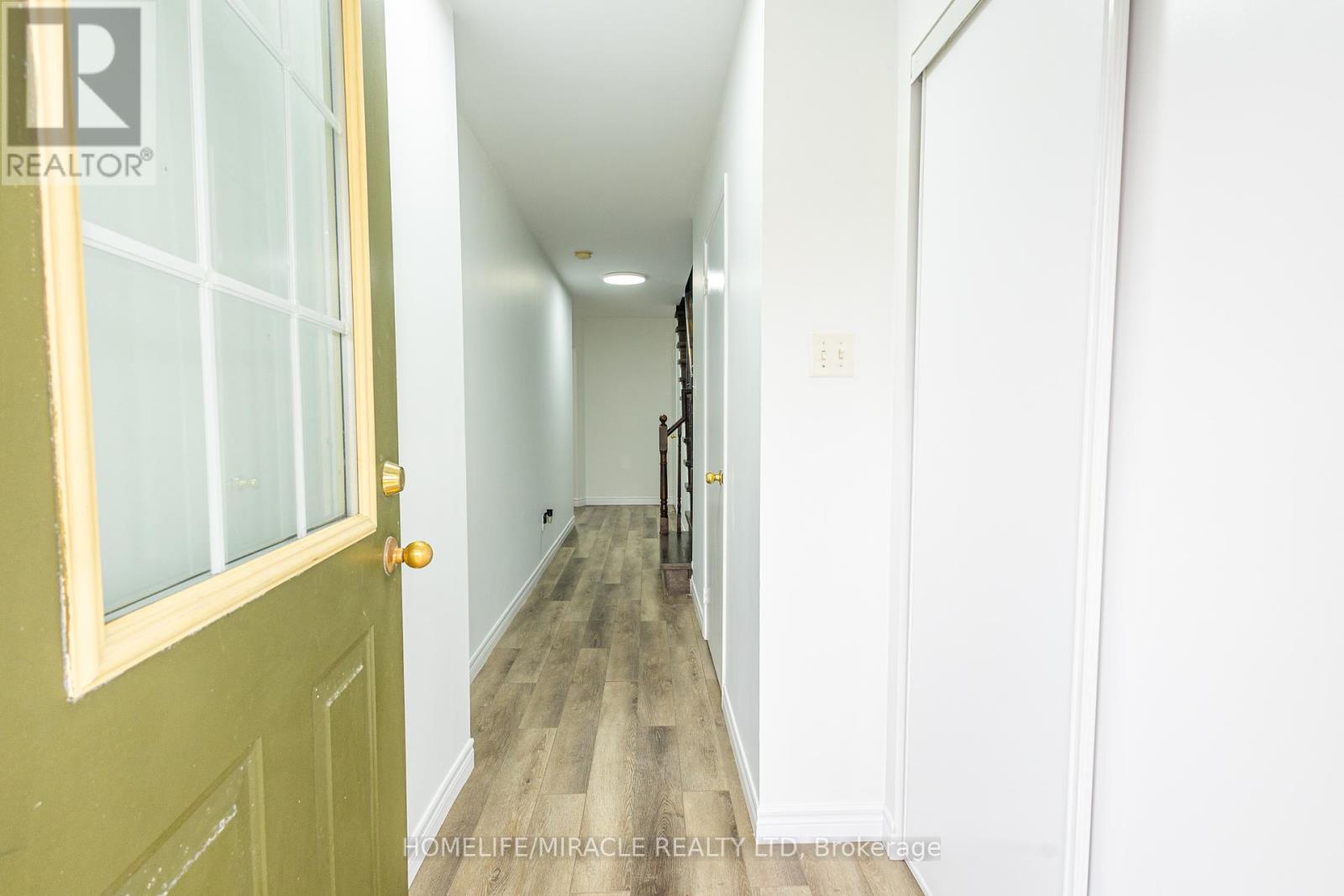 Property at 100 - 5255 GUILDWOOD WAY image 5
