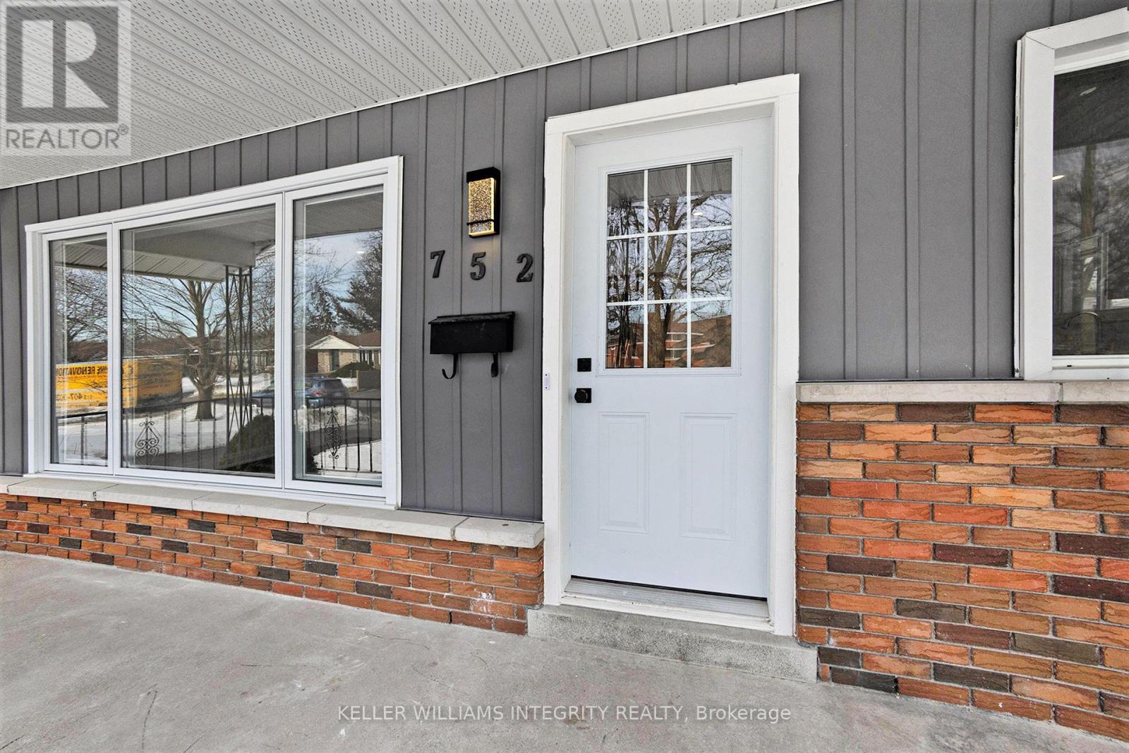 Property at 752 DICKENS AVENUE image 2