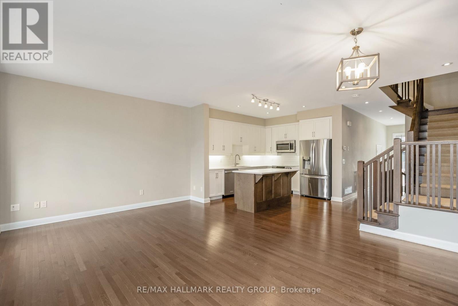 454 Kilspindie Ridge, Ottawa, Ontario  K2J 5M8 - Photo 12 - X12133203