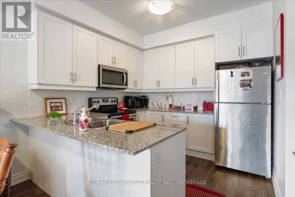 225 - 8111 Forest Glen Drive, Niagara Falls (Mt. Carmel), Ontario  L2H 2Y7 - Photo 10 - X12133045