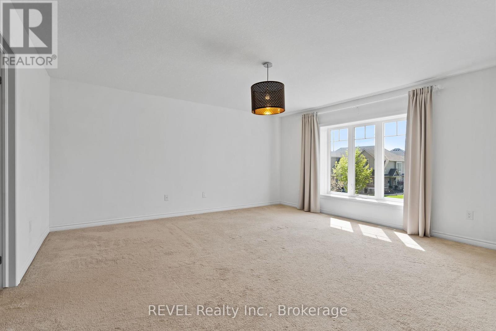 72 Abbott Place, Pelham, Ontario  L0S 1E5 - Photo 16 - X12133158