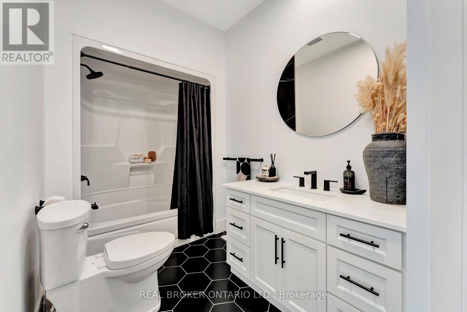12200 Plank Road, Bayham, Ontario  N0J 1H0 - Photo 23 - X12132999