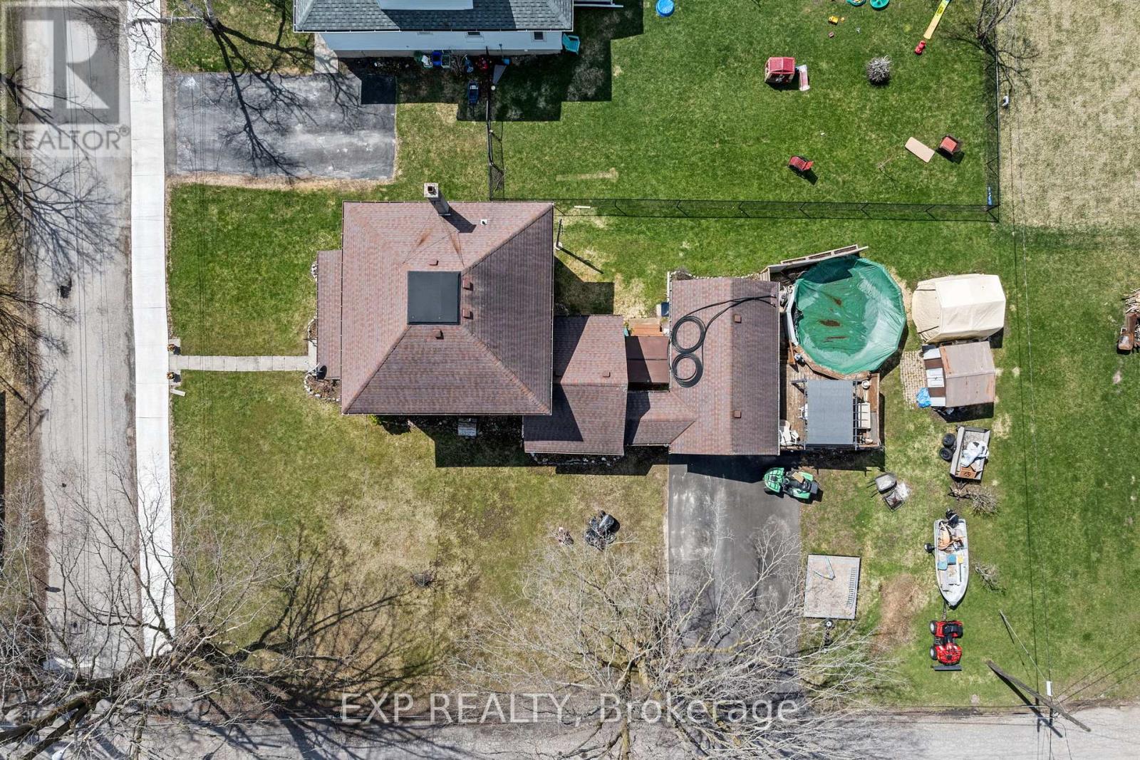 9 Victoria Street E, Kawartha Lakes, Ontario  K0L 2W0 - Photo 32 - X12133000