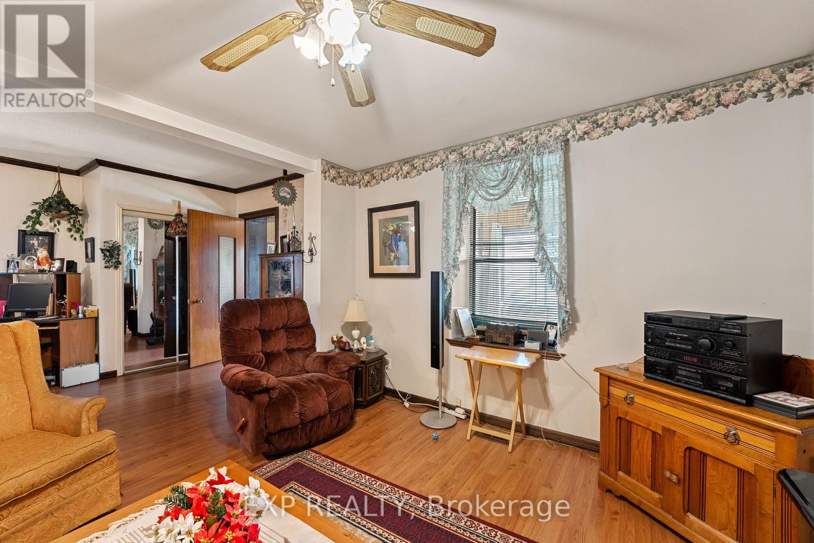 9 Victoria Street E, Kawartha Lakes, Ontario  K0L 2W0 - Photo 8 - X12133000