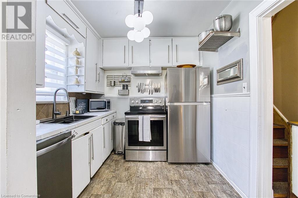 276 Mcalpine Avenue S, Welland, Ontario  L3B 1T9 - Photo 12 - 40725837