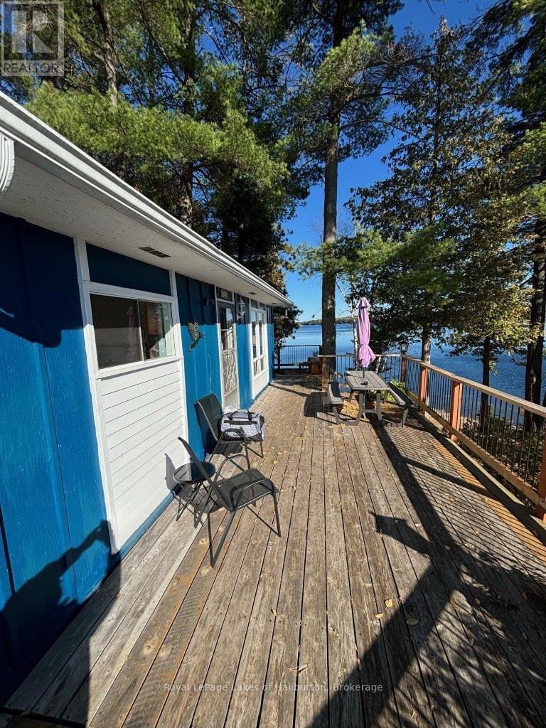 96 Pine Point Trail, Trent Lakes, Ontario  K0M 2A0 - Photo 8 - X12124717