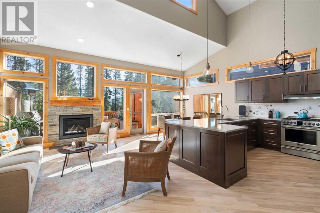 1152 Wilson Way, Canmore, Alberta  T1W 3C4 - Photo 13 - A2215675