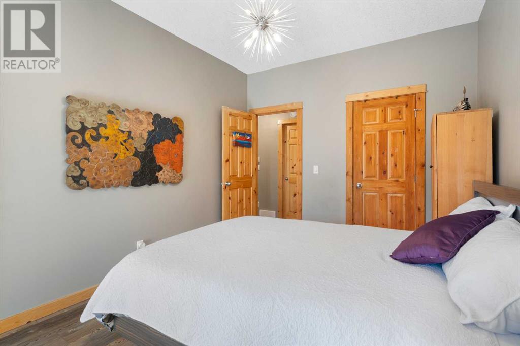 1152 Wilson Way, Canmore, Alberta  T1W 3C4 - Photo 29 - A2215675