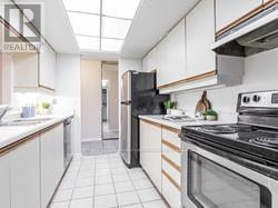 807 - 5 Concorde Place, Toronto, Ontario  M3C 3M8 - Photo 10 - C12133060
