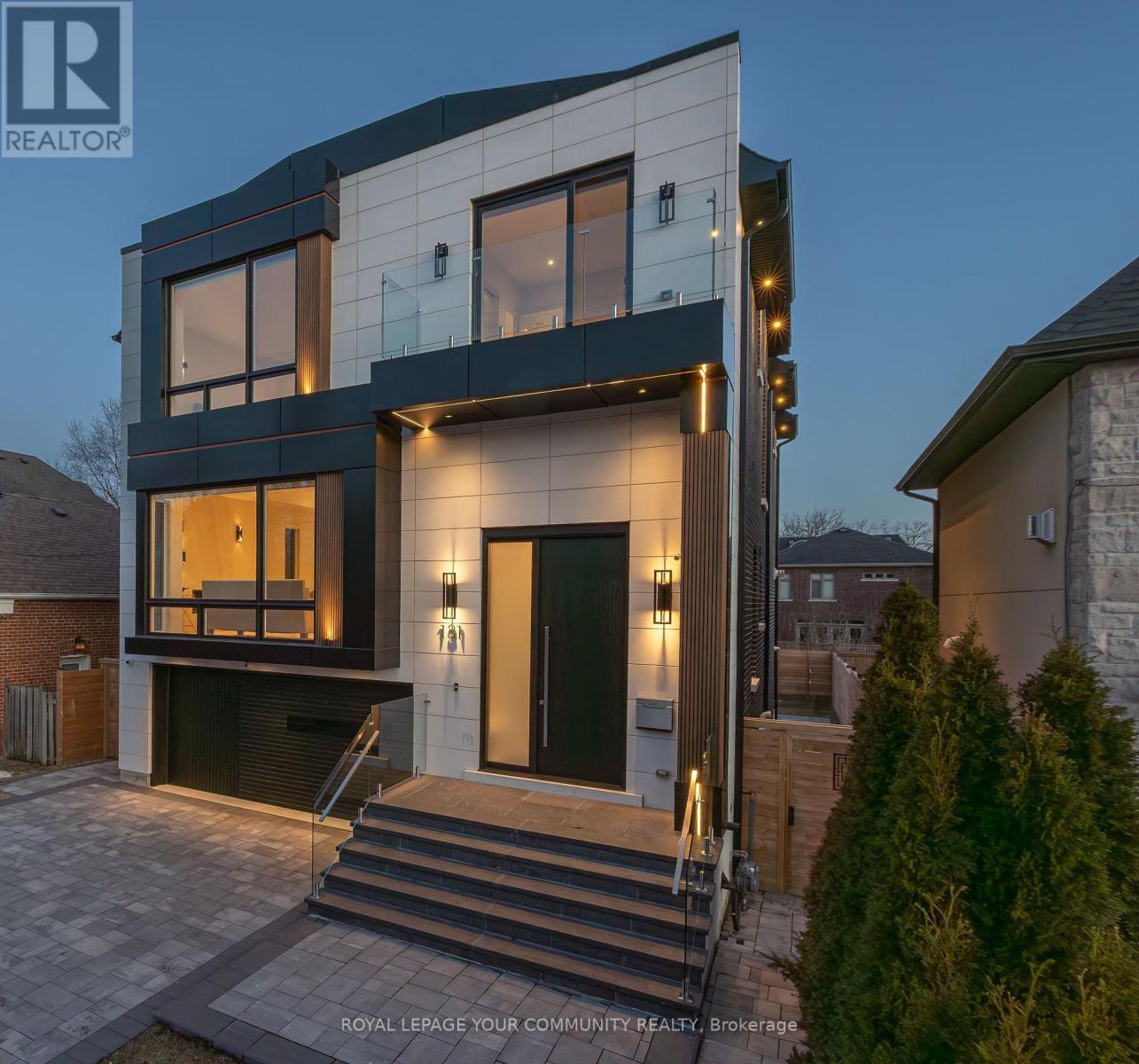 Property at 131 POYNTZ AVENUE image 3