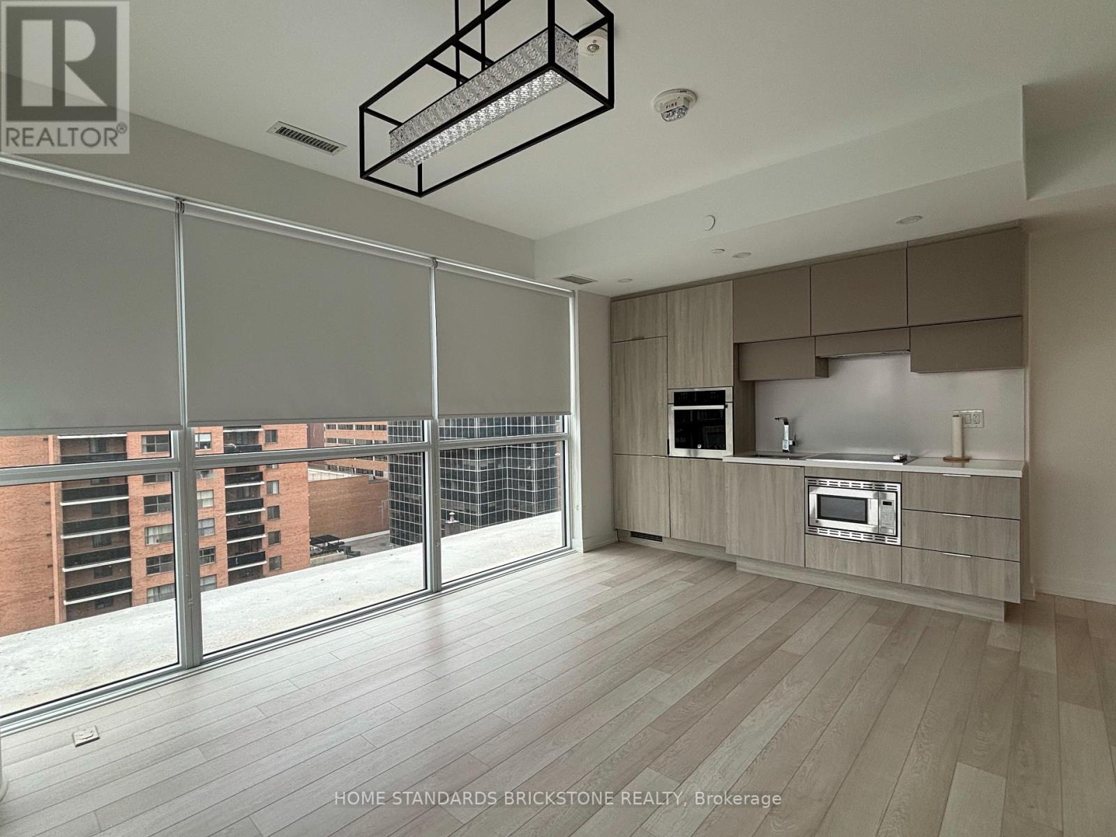 609 - 39 Roehampton Avenue, Toronto, Ontario  M4P 1P9 - Photo 6 - C12133076