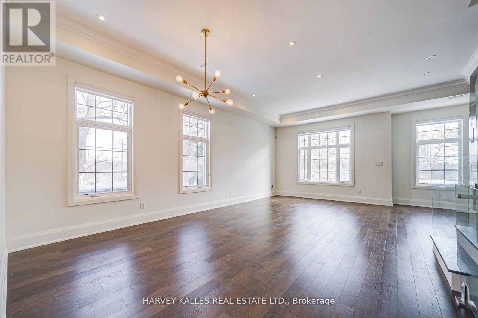 107 Bayview Ridge, Toronto, Ontario  M2L 1E3 - Photo 11 - C12133128