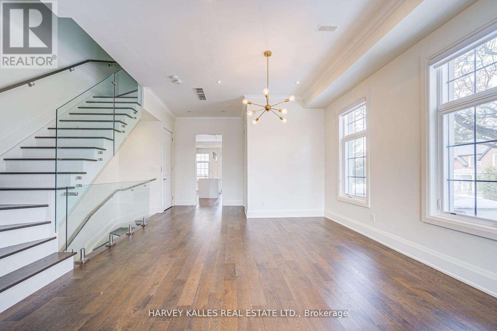 107 Bayview Ridge, Toronto, Ontario  M2L 1E3 - Photo 13 - C12133128