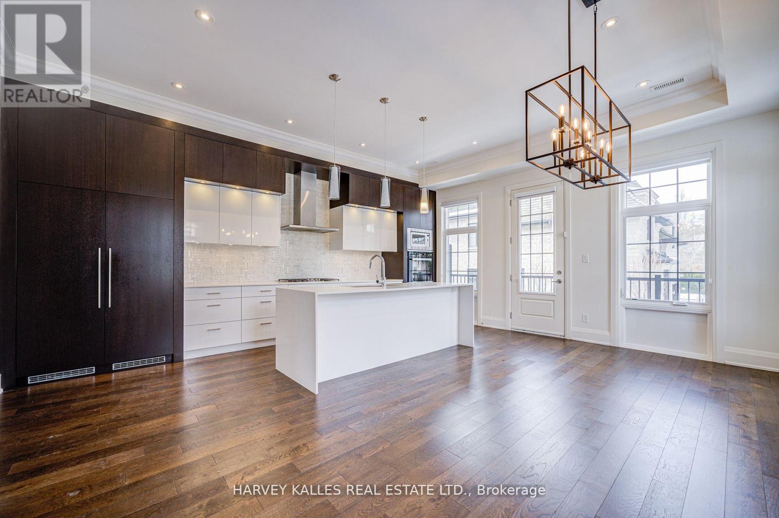 107 Bayview Ridge, Toronto, Ontario  M2L 1E3 - Photo 17 - C12133128