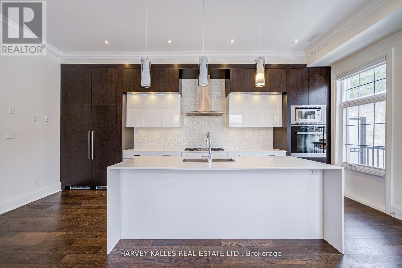107 Bayview Ridge, Toronto, Ontario  M2L 1E3 - Photo 19 - C12133128