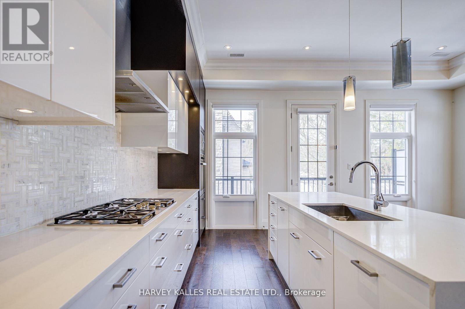 107 Bayview Ridge, Toronto, Ontario  M2L 1E3 - Photo 21 - C12133128