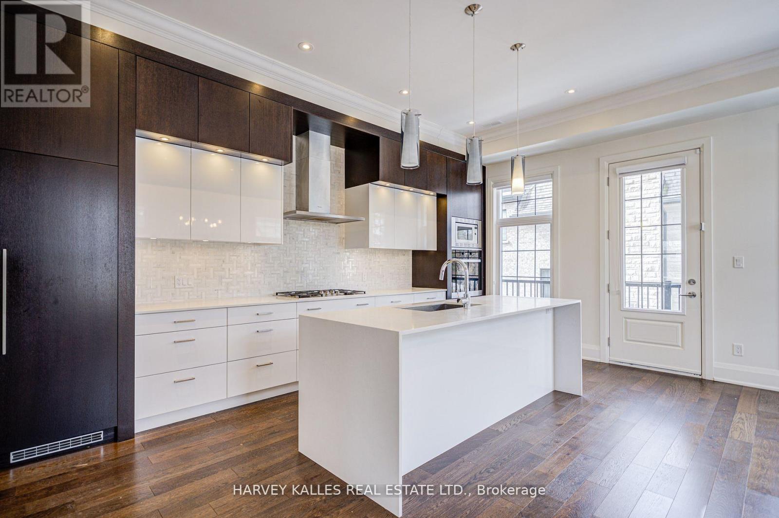 107 Bayview Ridge, Toronto, Ontario  M2L 1E3 - Photo 22 - C12133128