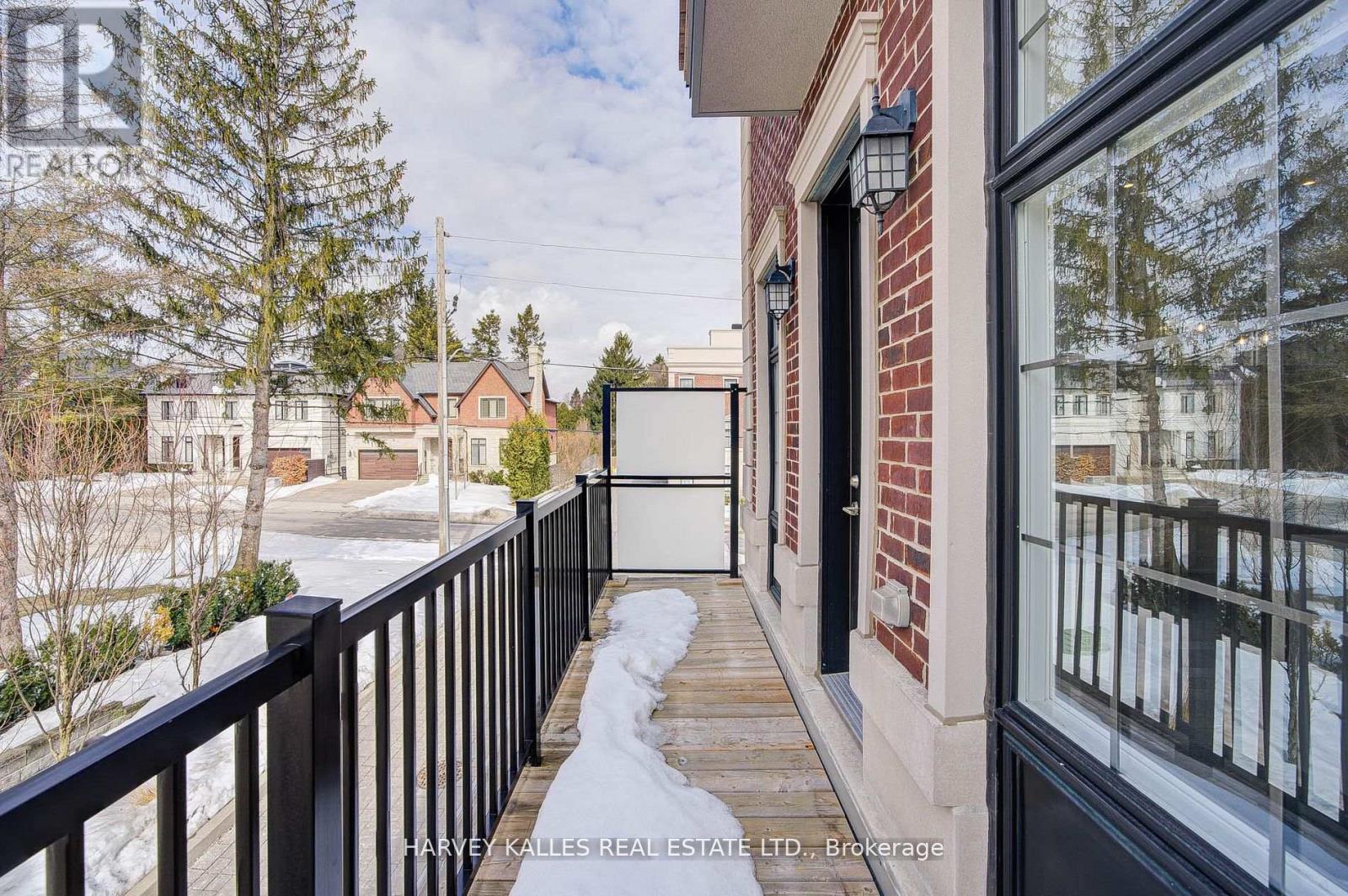 107 Bayview Ridge, Toronto, Ontario  M2L 1E3 - Photo 23 - C12133128
