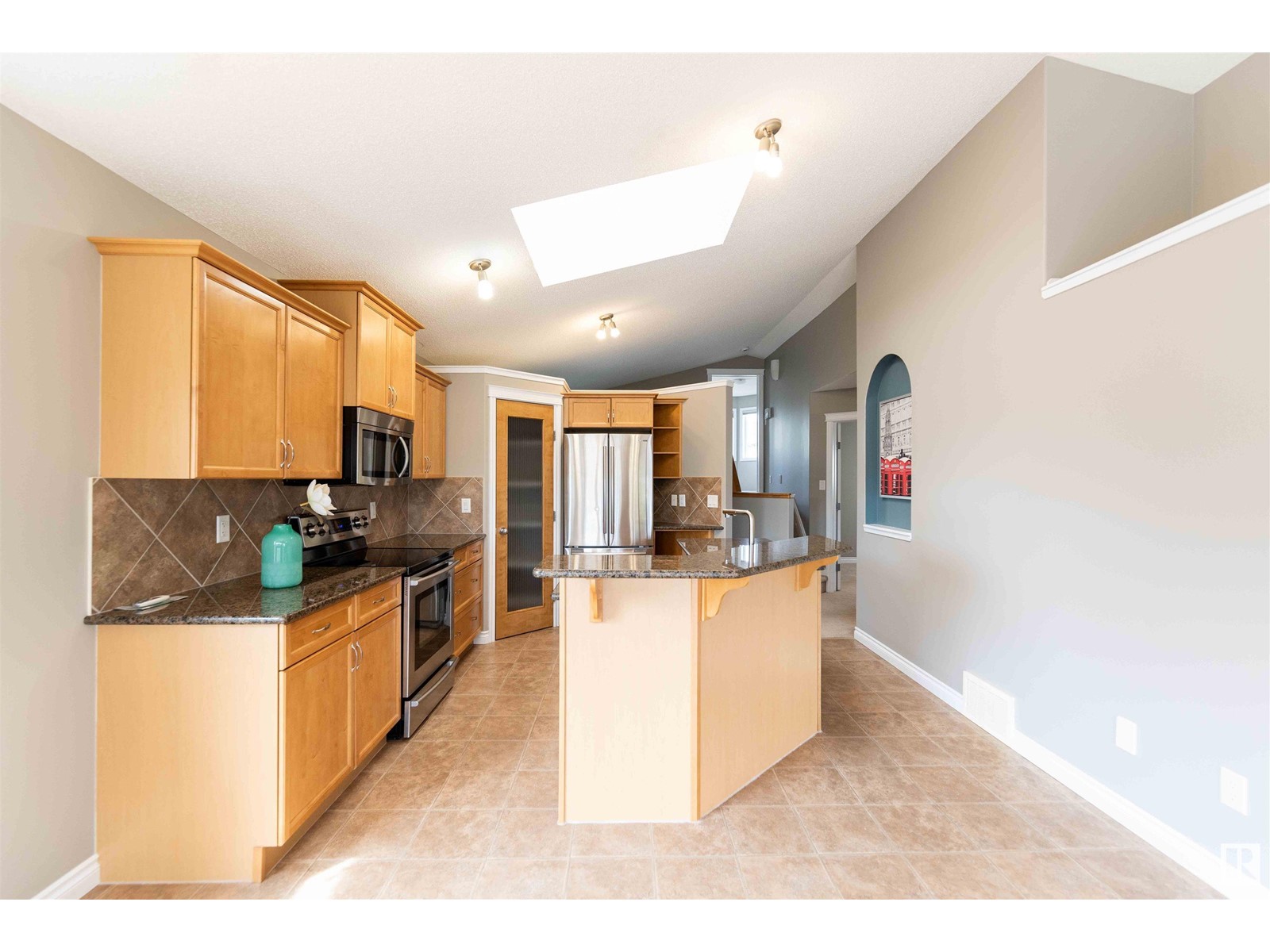 8457 Sloane Cr Nw, Edmonton, Alberta  T6R 0L3 - Photo 11 - E4435105