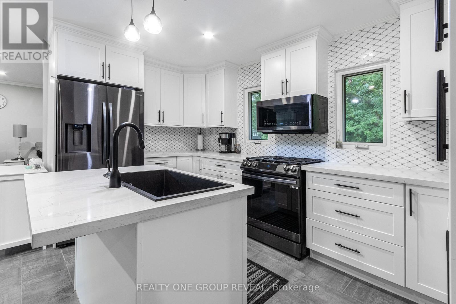 12 Brook Street, Scugog, Ontario  L9L 1B5 - Photo 6 - E12133210