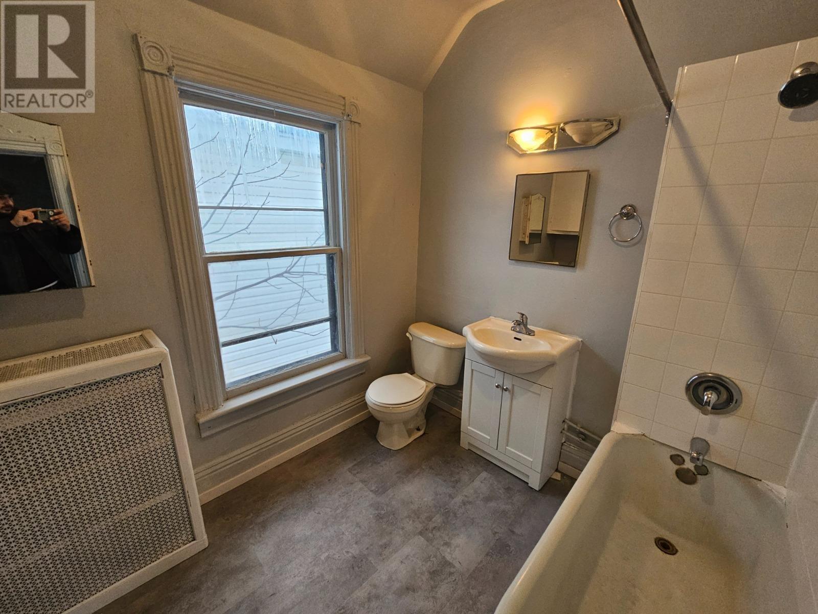 172-174 Pim St, Sault Ste. Marie, Ontario  P6A 3G8 - Photo 11 - SM251022