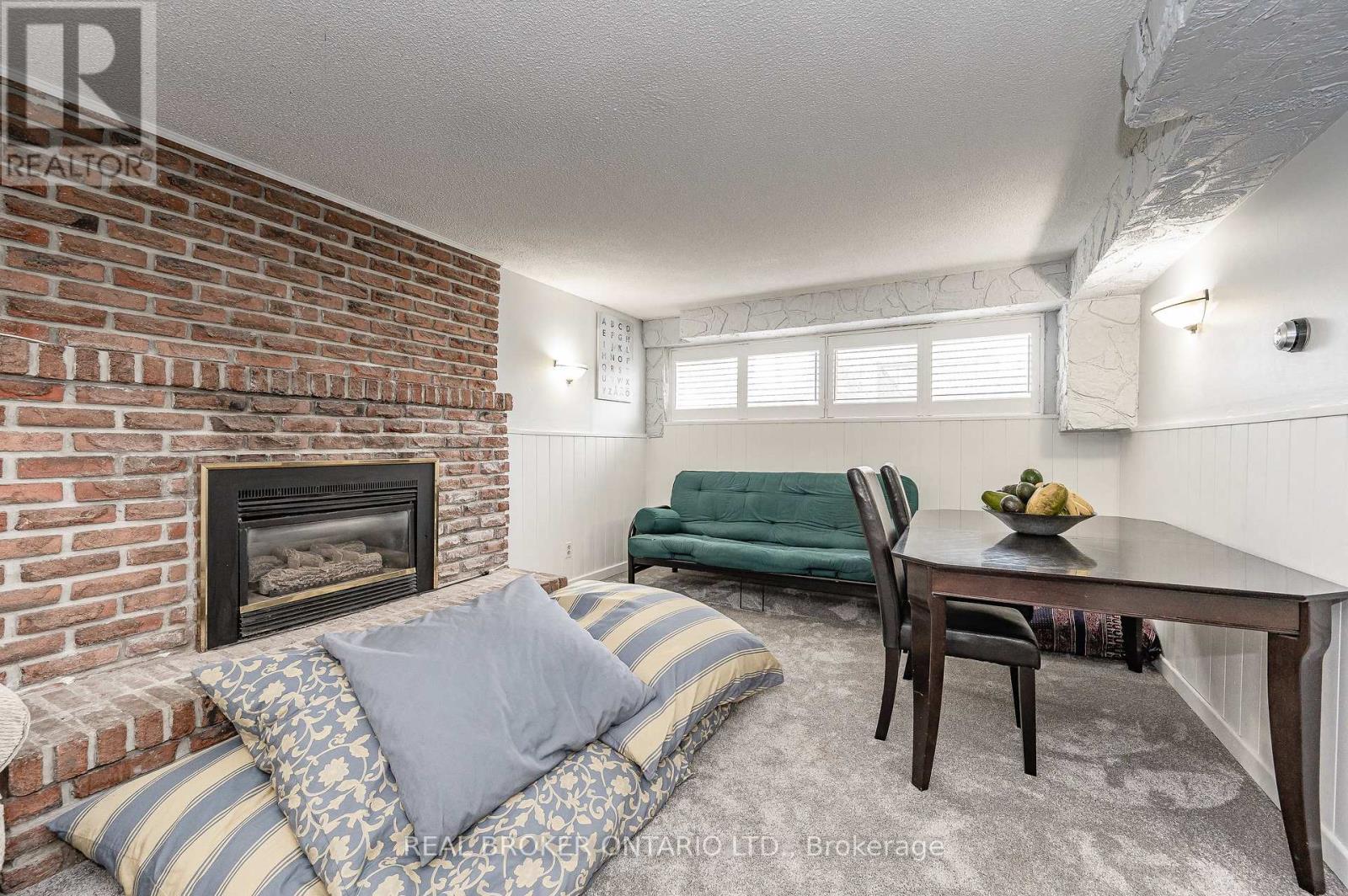 4275 Longmoor Drive, Burlington, Ontario  L7L 5A4 - Photo 31 - W12035802