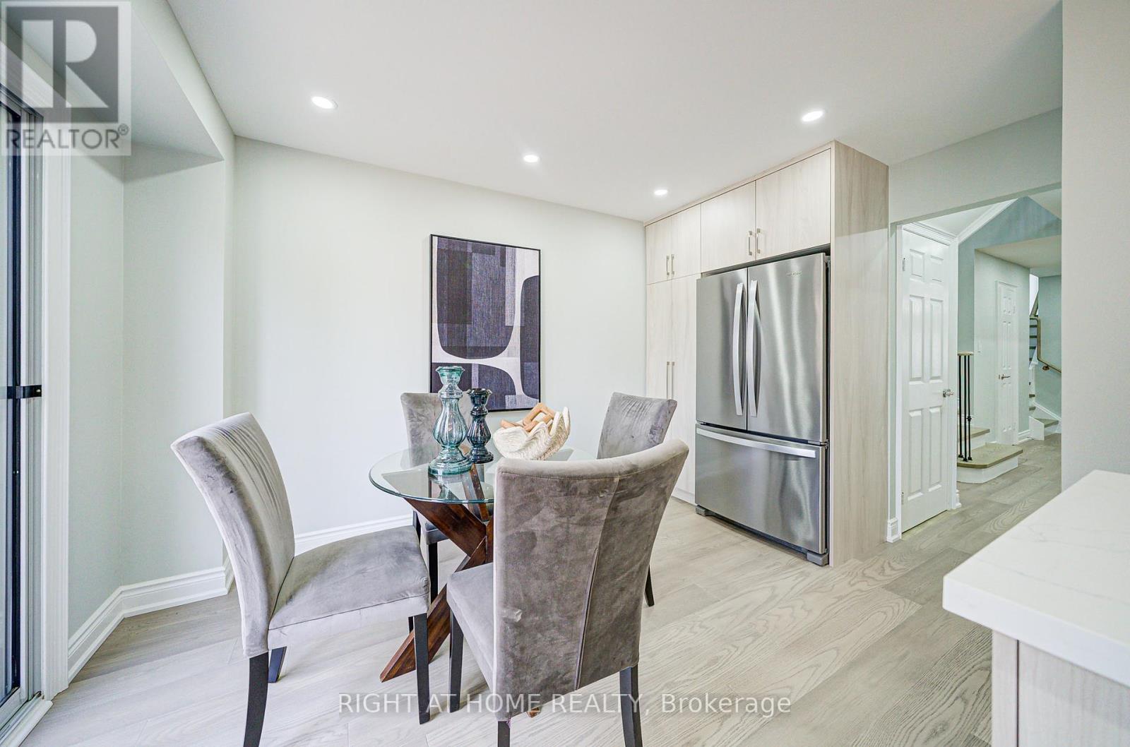 165 Trail Ridge Lane, Markham (Berczy), Ontario  L6C 2C6 - Photo 12 - N12133062