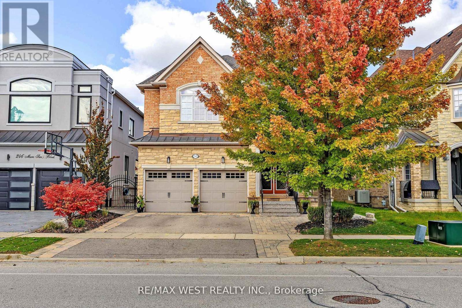 242 Marc Santi Boulevard, Vaughan (Patterson), Ontario  L6A 0K8 - Photo 38 - N12133186