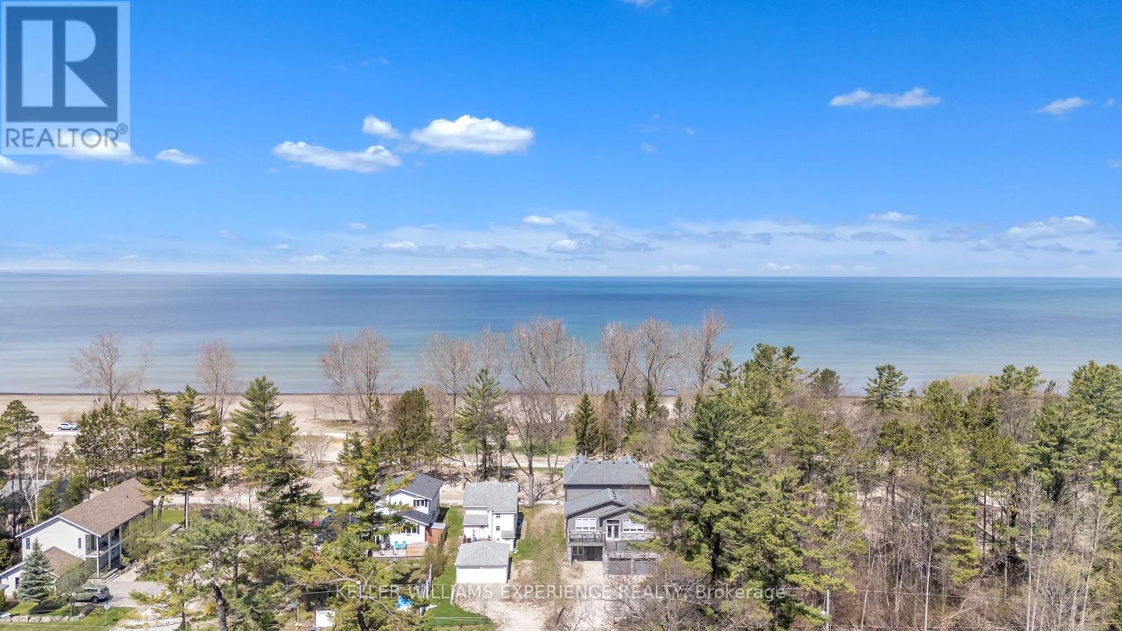 11 Bremont Way, Wasaga Beach, Ontario  L9Z 2H3 - Photo 21 - S12133023
