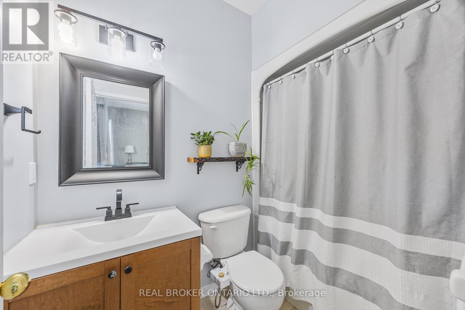 59 Edwards Drive, Barrie (Bayshore), Ontario  L4N 9K8 - Photo 19 - S12133171