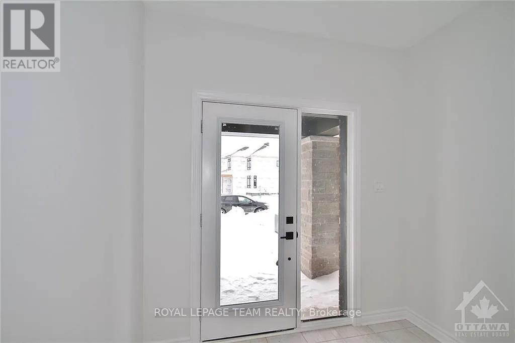 Property at 1010 BRIAN GOOD AVENUE image 2