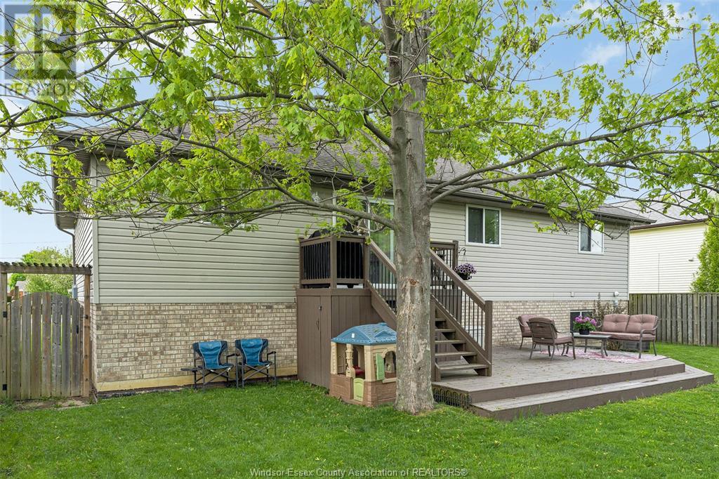 230 Fairview Avenue West, Essex, Ontario  N8M 1Y1 - Photo 32 - 25011438
