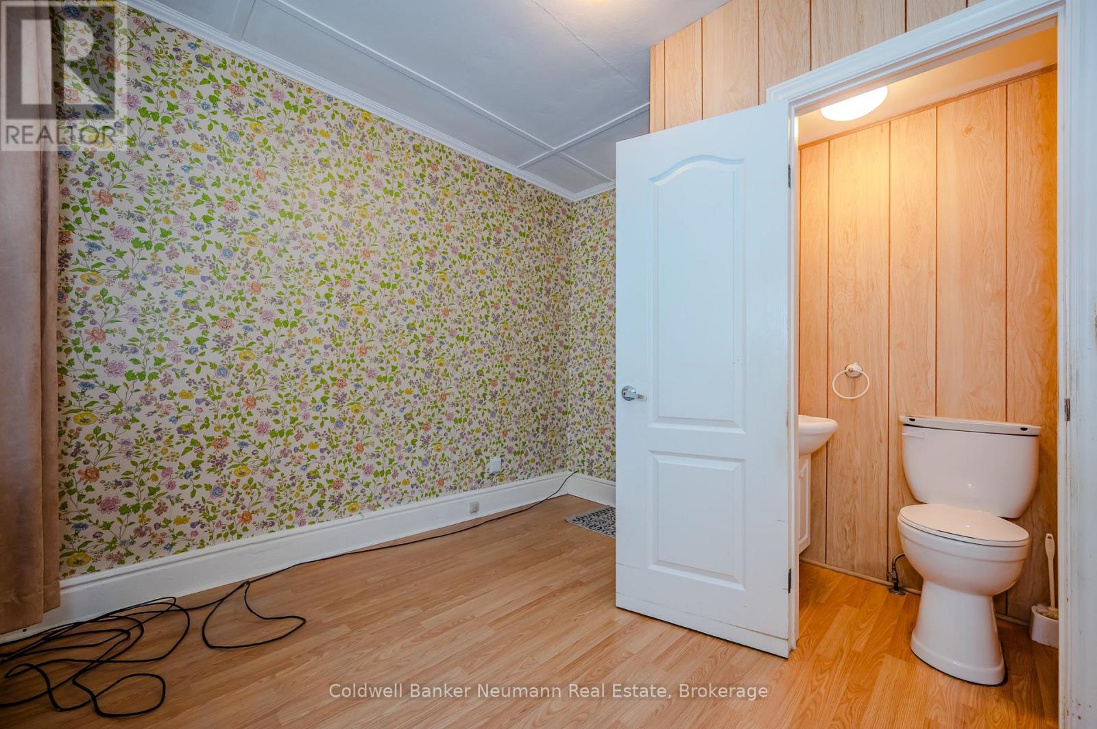 25 Blandford Street, Toronto, Ontario  M6E 3A6 - Photo 8 - C12133319