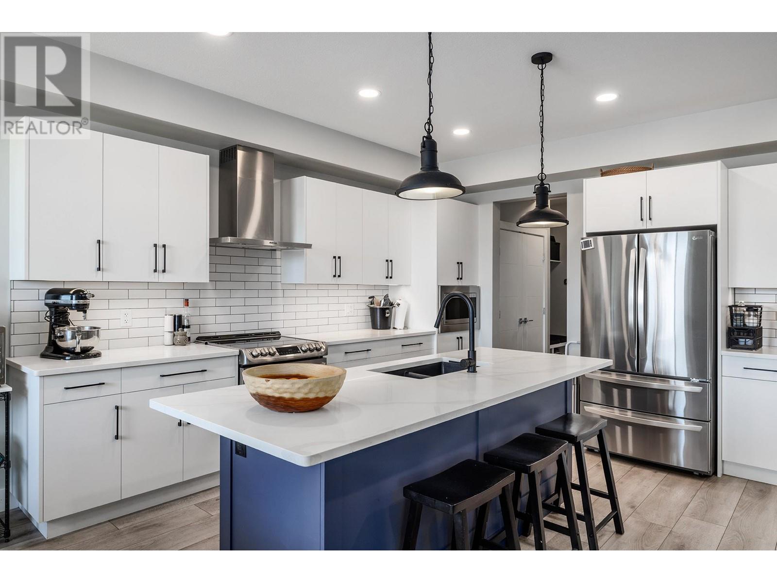2359 Hawks Boulevard, West Kelowna, British Columbia  V4T 0A7 - Photo 6 - 10346866