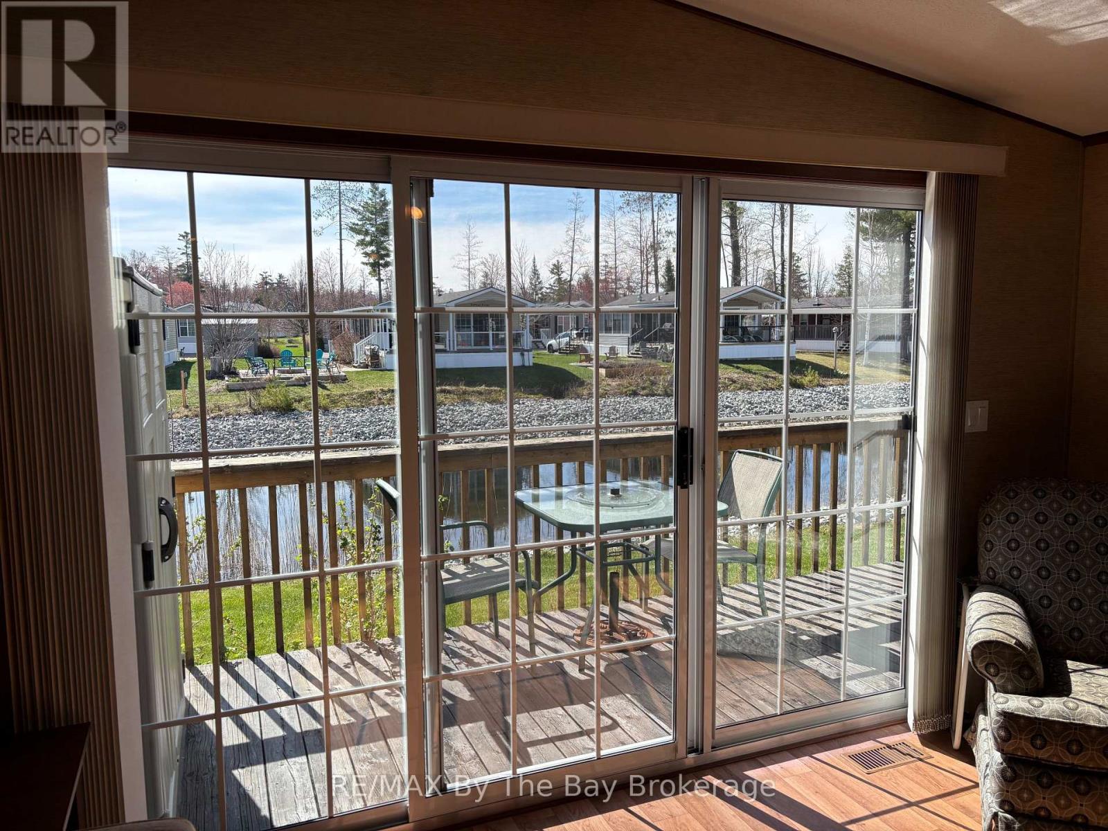 9 Kenora Trail, Wasaga Beach, Ontario  L9Z 1X7 - Photo 15 - S12133310