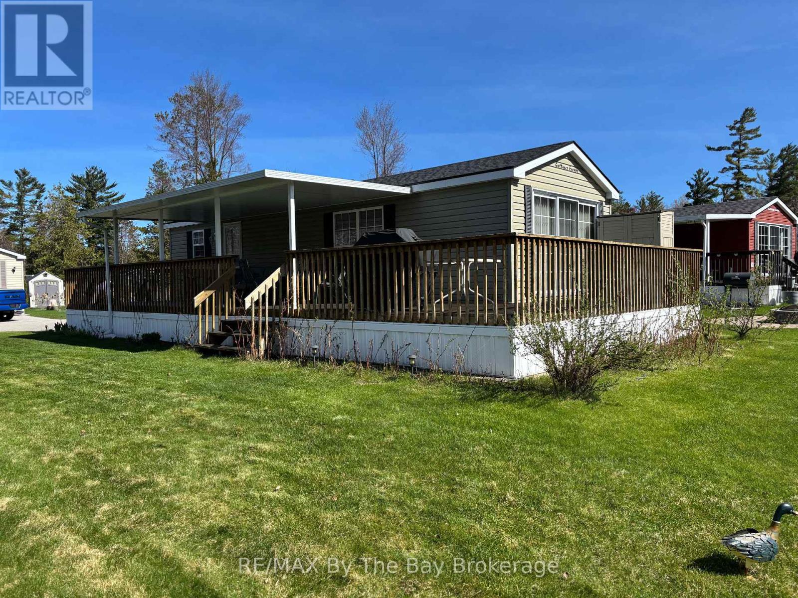 9 Kenora Trail, Wasaga Beach, Ontario  L9Z 1X7 - Photo 28 - S12133310