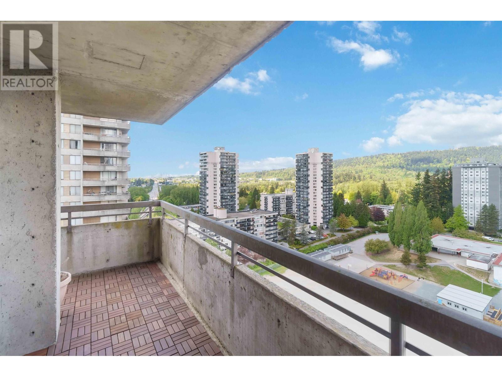 2002 3755 Bartlett Court, Burnaby, British Columbia  V3J 7G7 - Photo 25 - R3000149