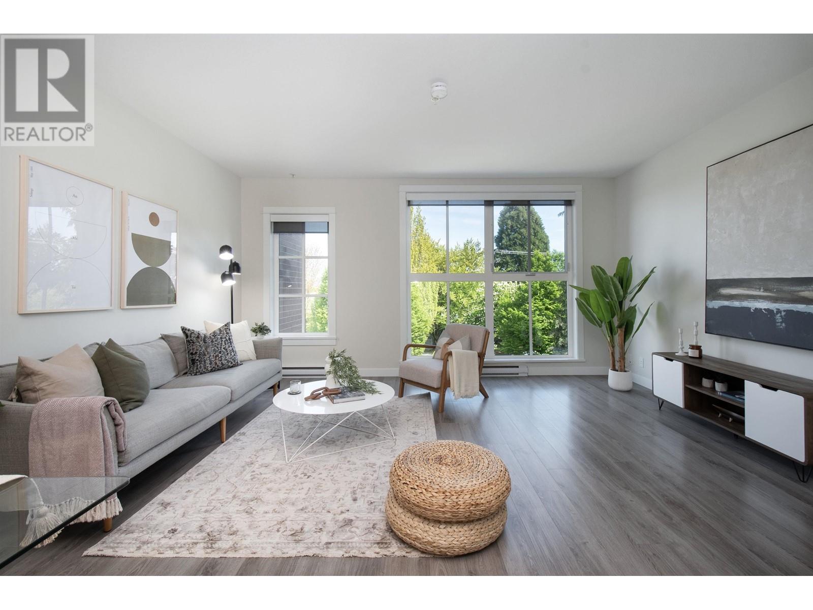 3433 PORTER STREET, Vancouver, British Columbia