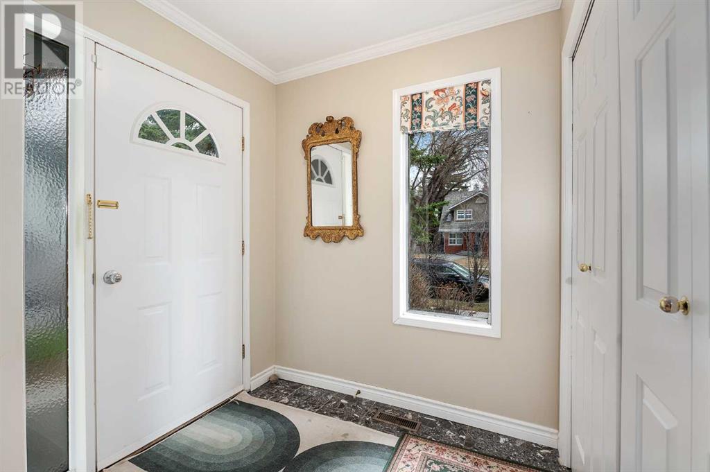 Property at 3215 1 Street SW image 4