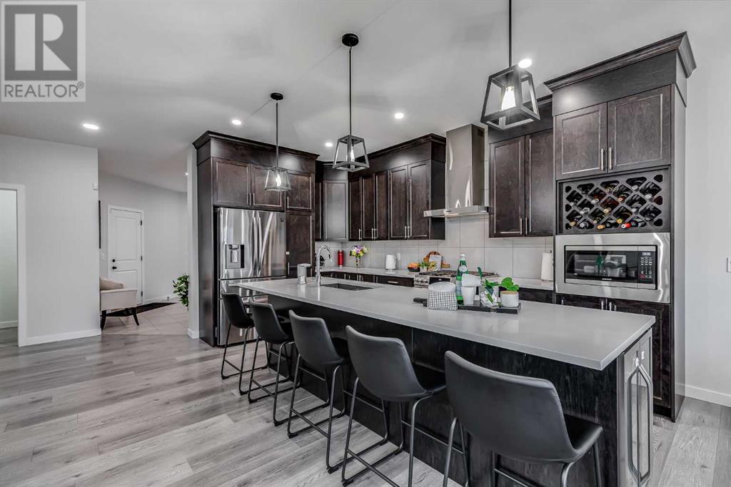 1024 Chinook Gate Heath Sw, Airdrie, Alberta  T4B 5C9 - Photo 4 - A2217834