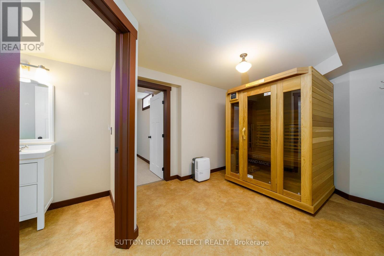 122 Moraine Court, London North, Ontario  N6G 4Z2 - Photo 28 - X12133316